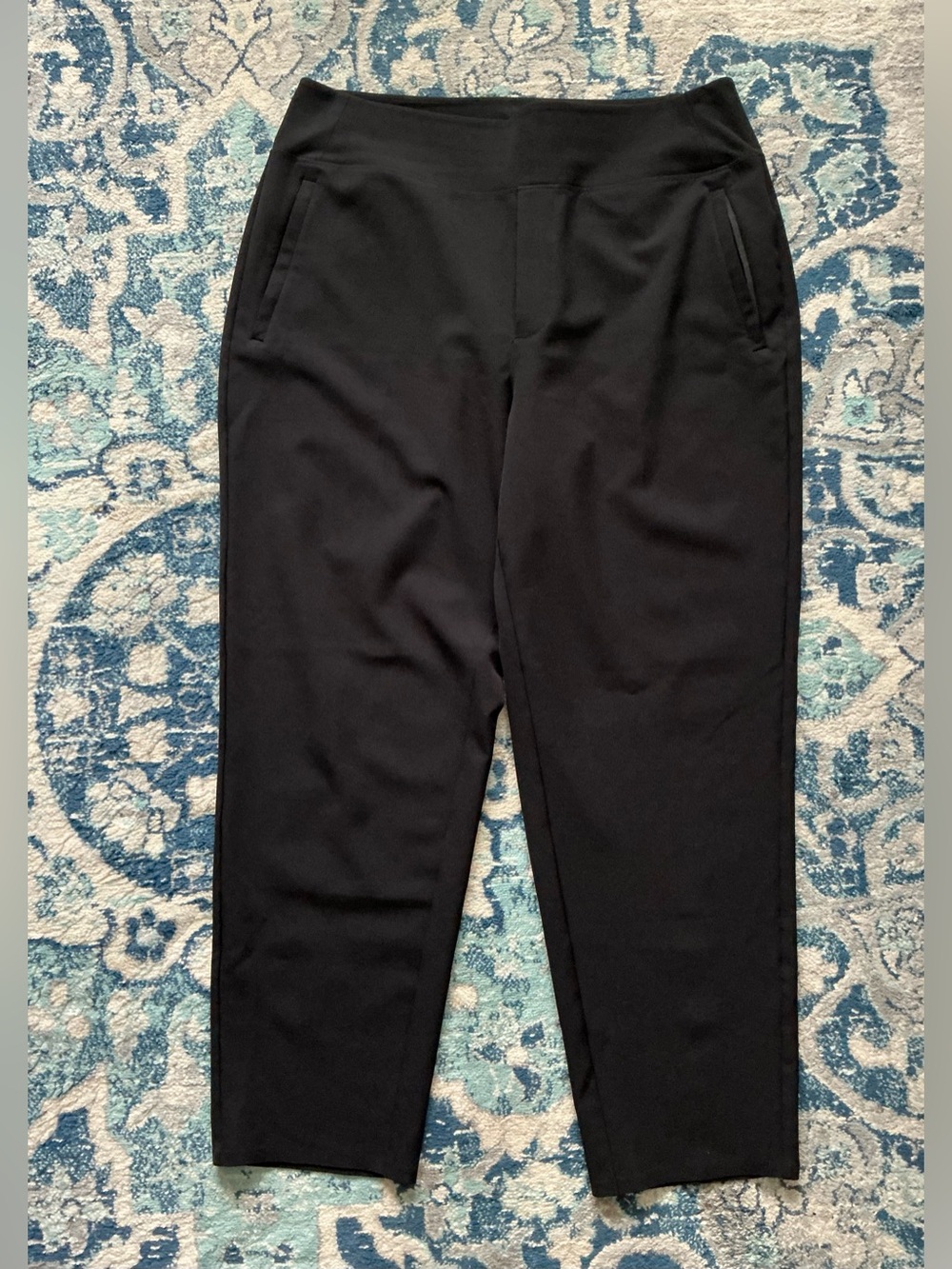 Athleta Endless High Rise Straight pant. Size 14.